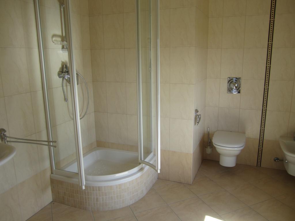 Villa Paradiso Vratislav Exteriér fotografie